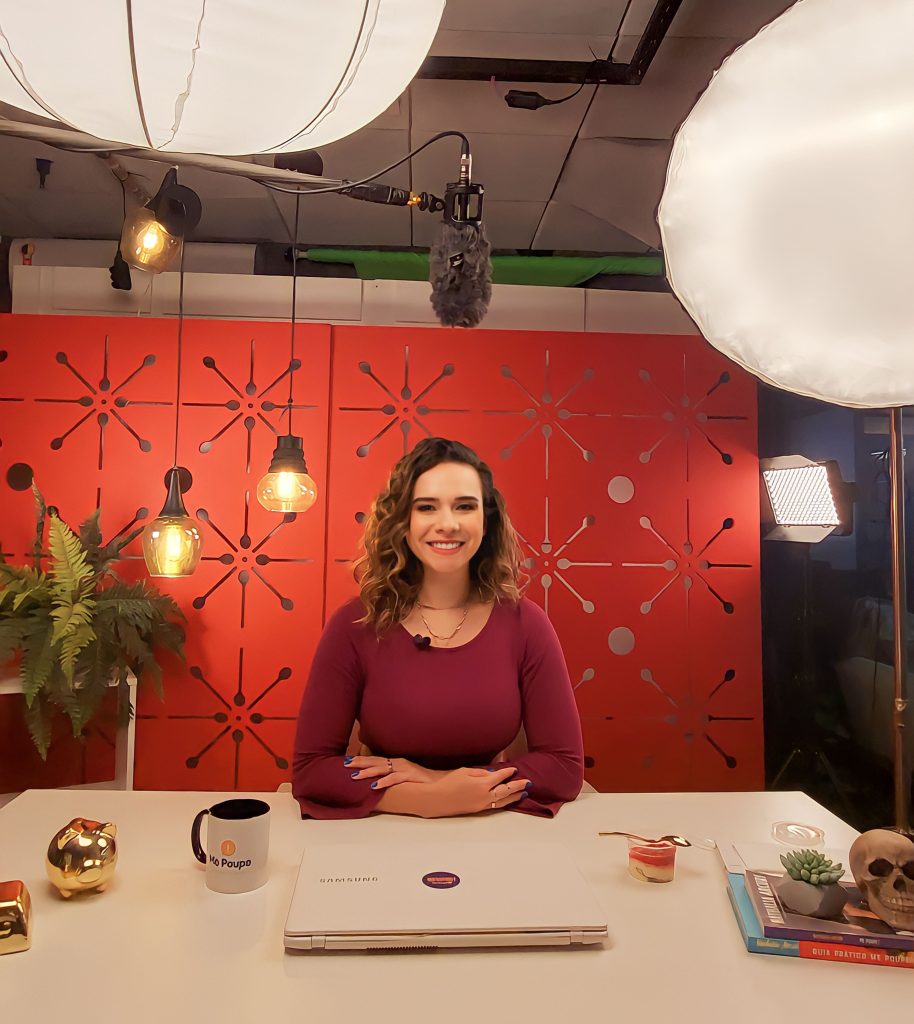 Foto da nova professora do MP+, Michely Thomazi