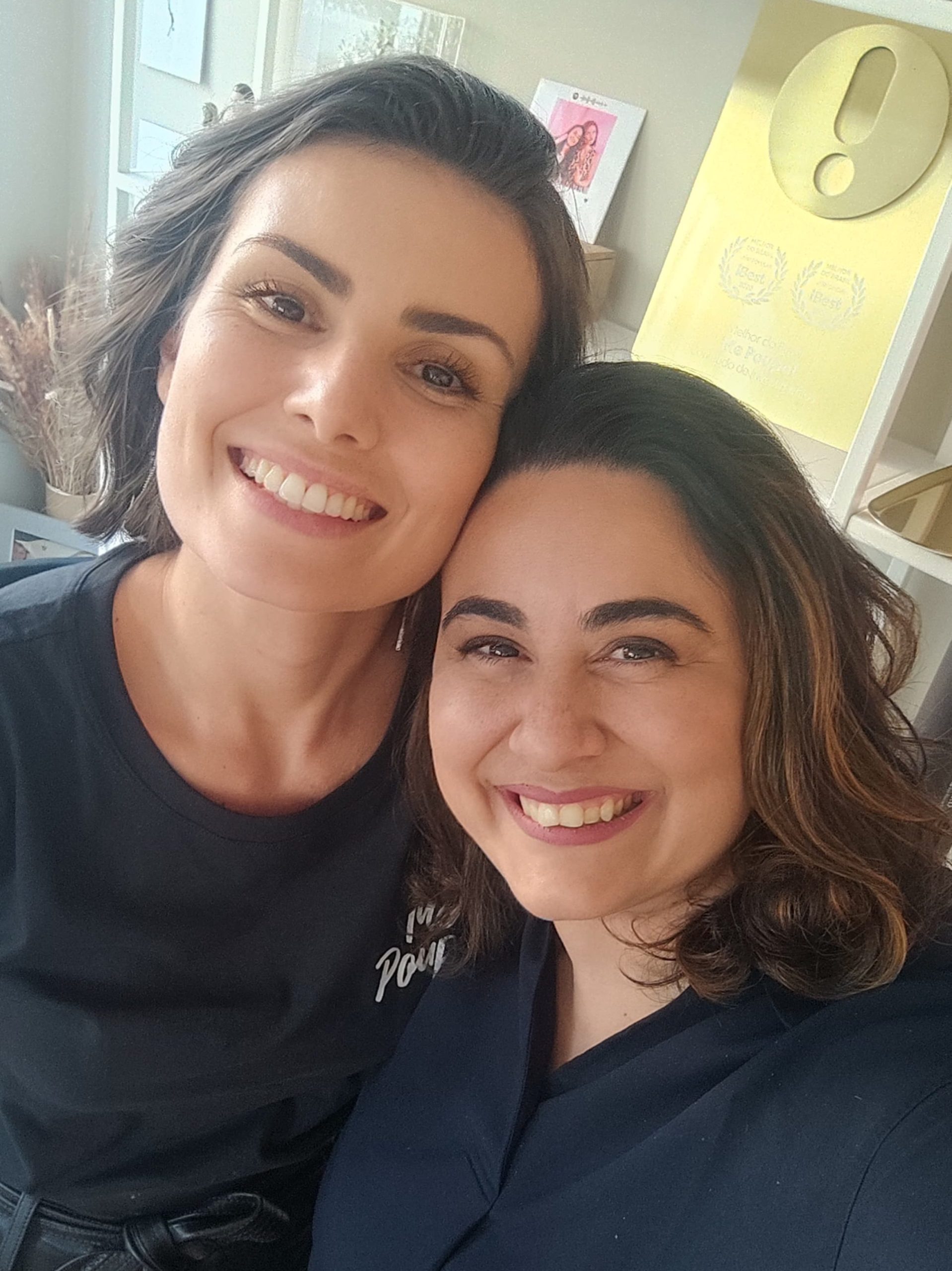 #PRATODOSVEREM: Foto da Nath com a nova professora do MP+, Hellen Kato